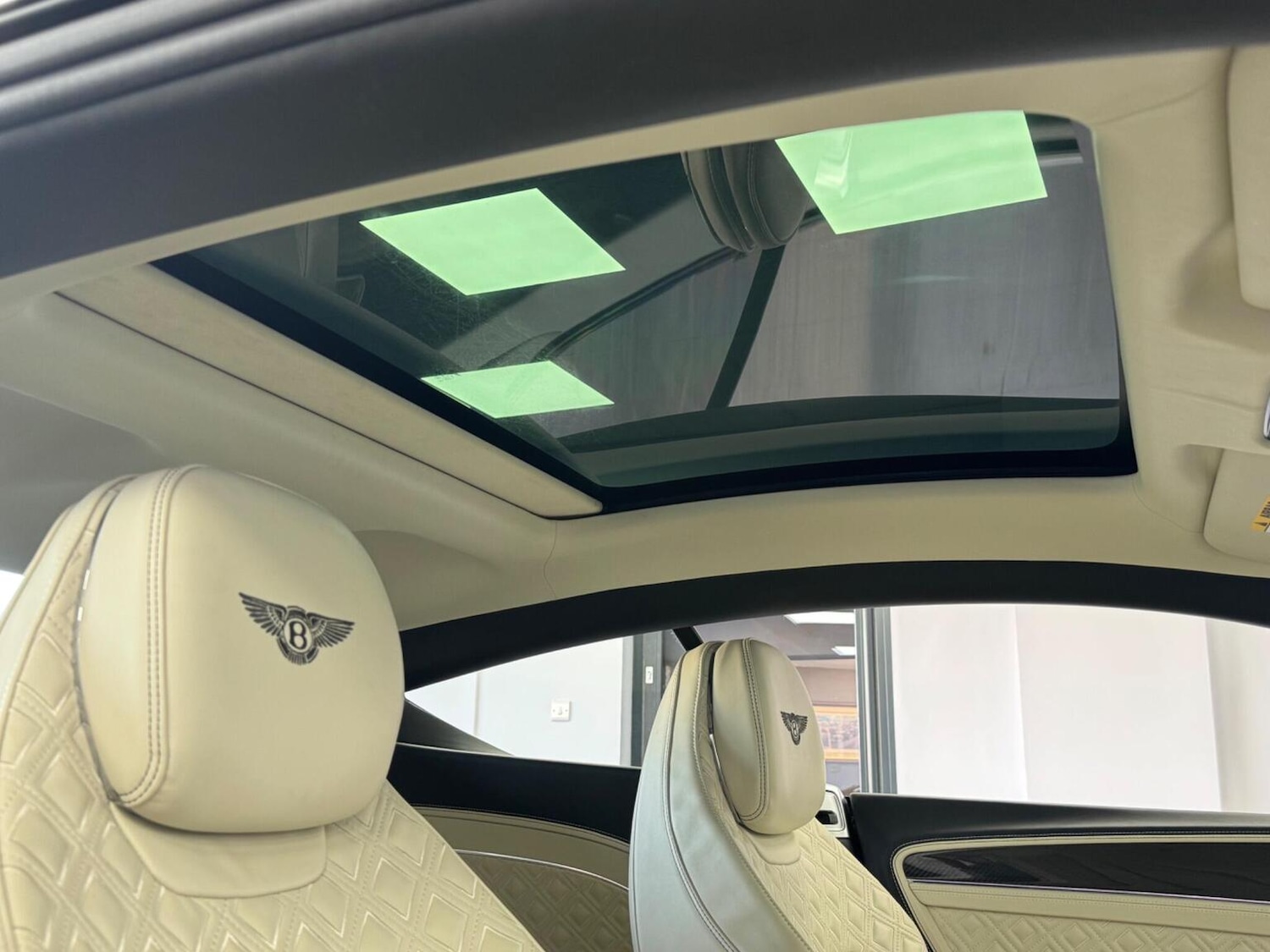 Used Bentley Continental 2021 for sale - 76618736: Photo 3