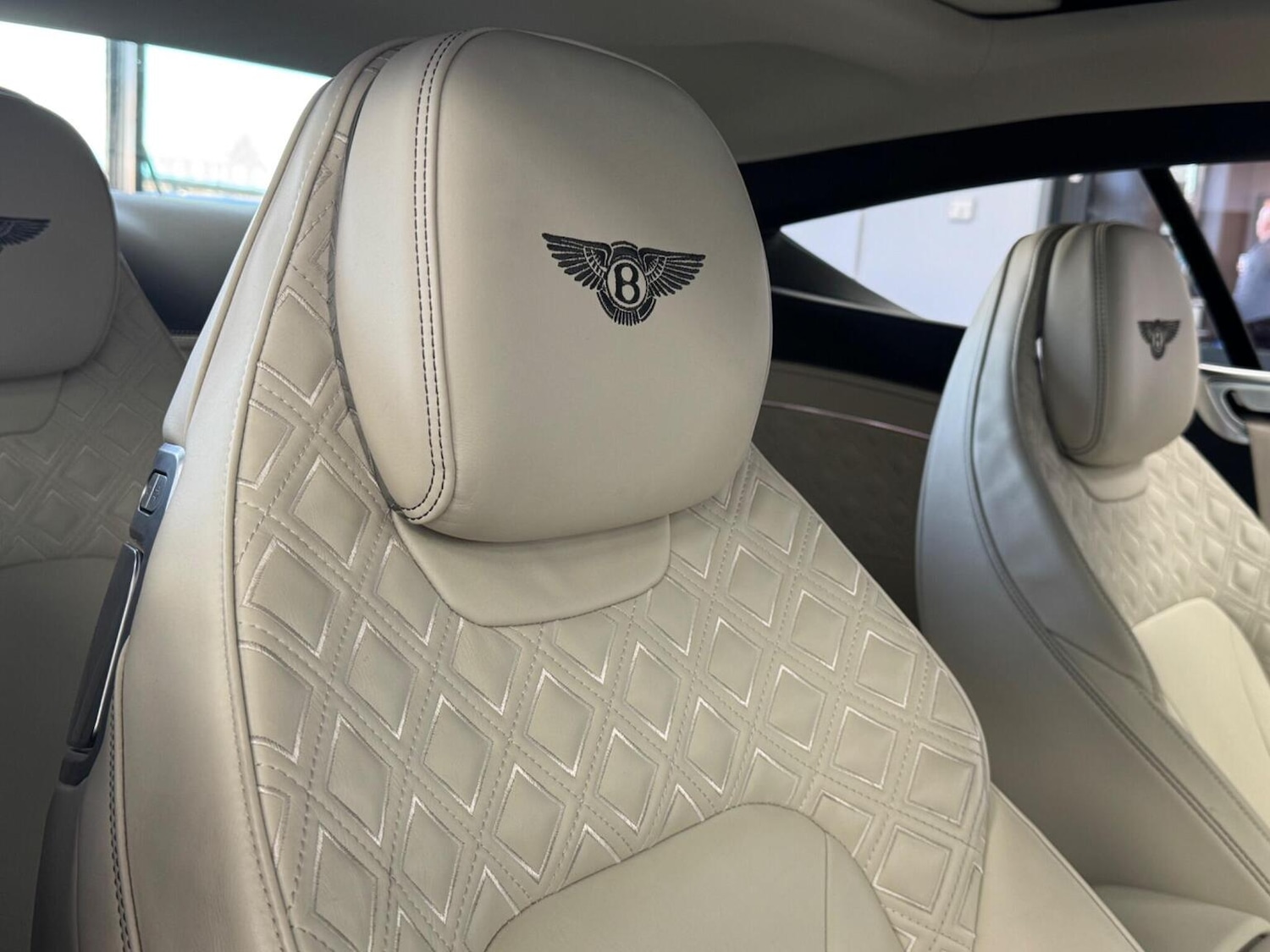 Used Bentley Continental 2021 for sale - 76618736: Photo 52