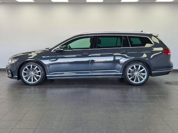 Used Volkswagen Passat 2021 for sale - 78614220: Photo