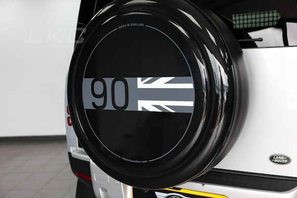 Used Land Rover Defender 90 2022 for sale - 75202563: Photo 16