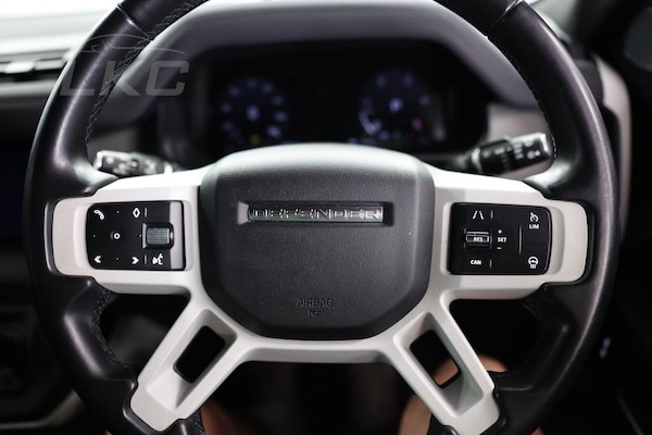 Used Land Rover Defender 90 2022 for sale - 75202563: Photo 24