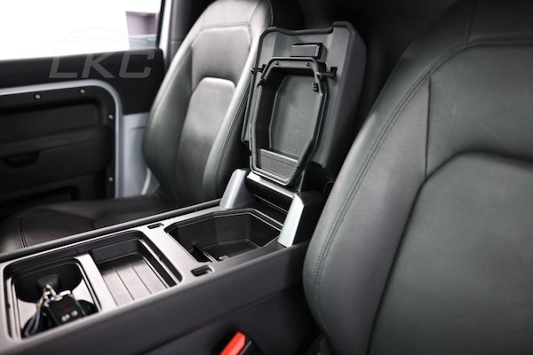 Used Land Rover Defender 90 2022 for sale - 75202563: Photo 46