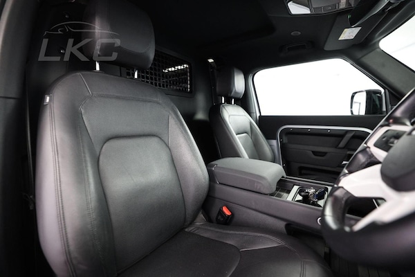 Used Land Rover Defender 90 2022 for sale - 75202563: Photo 49