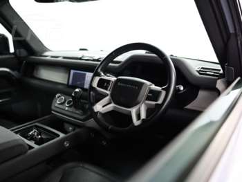 Used Land Rover Defender 90 2022 for sale - 75202563: Photo