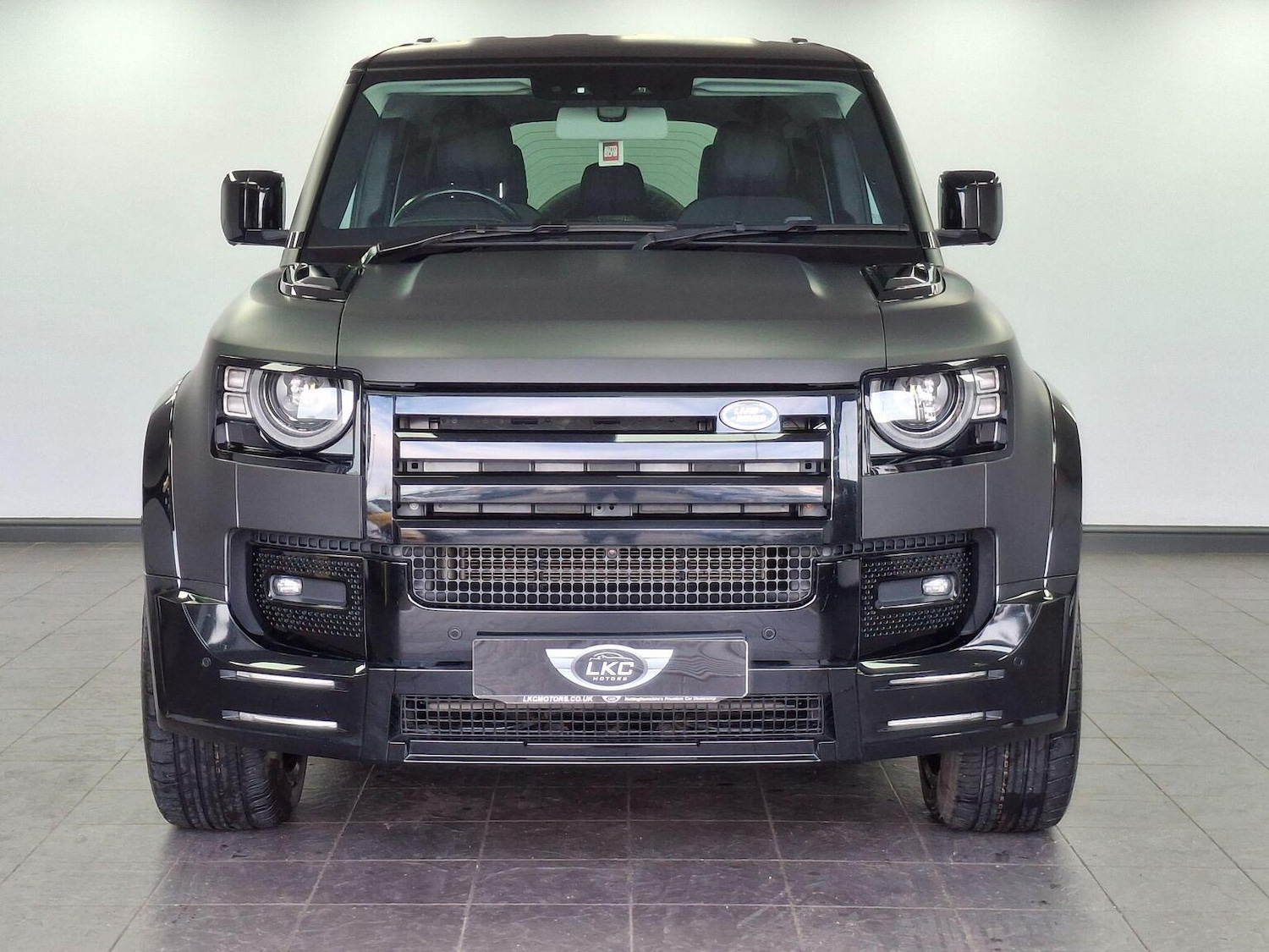 Used Land Rover Defender 2020 for sale - 76896955: Photo 13