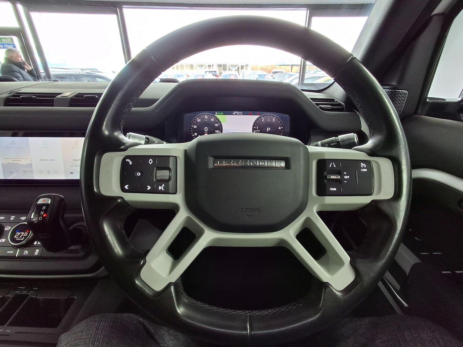 Used Land Rover Defender 2020 for sale - 76896955: Photo 5