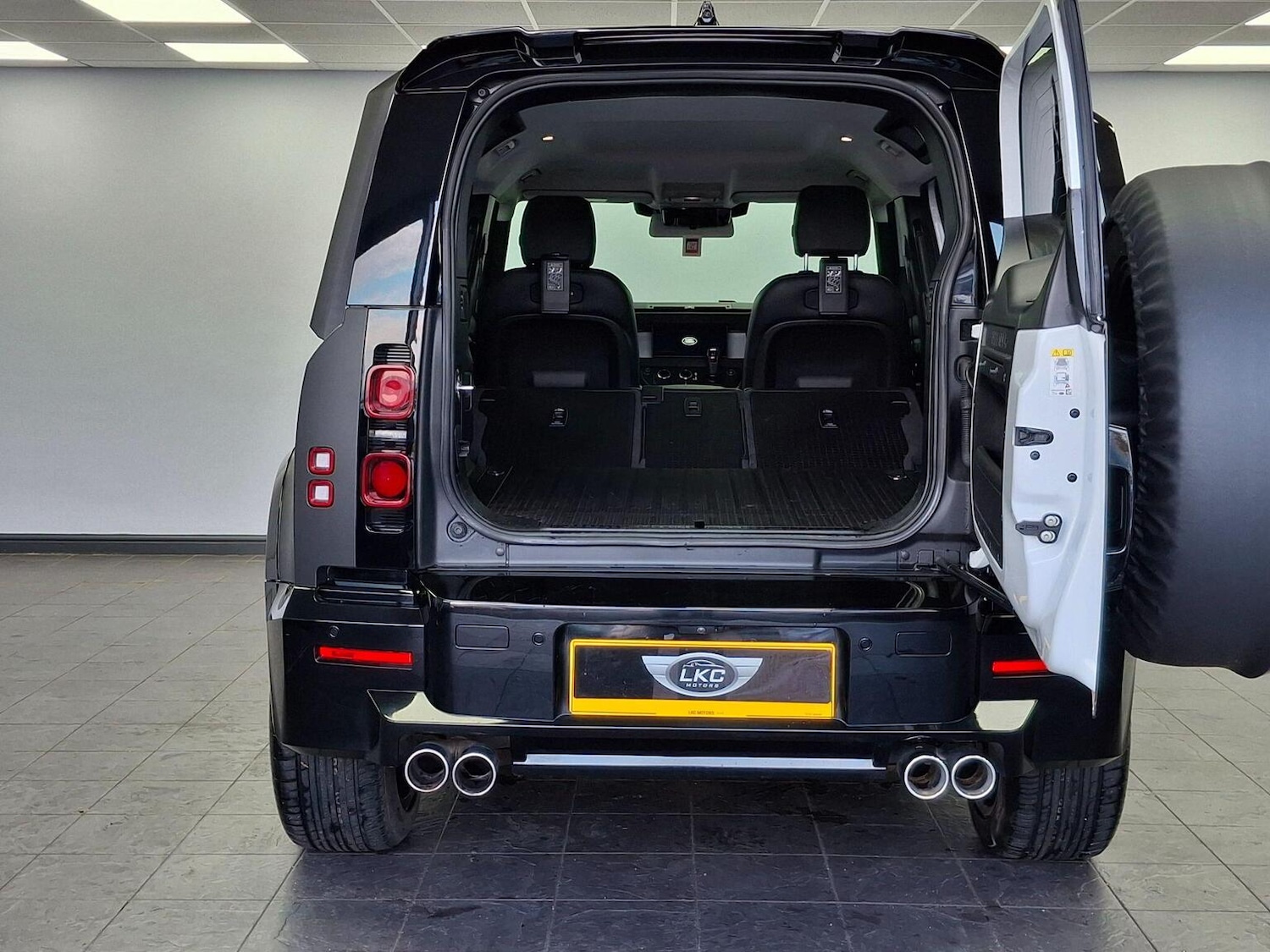 Used Land Rover Defender 2020 for sale - 76896955: Photo 58