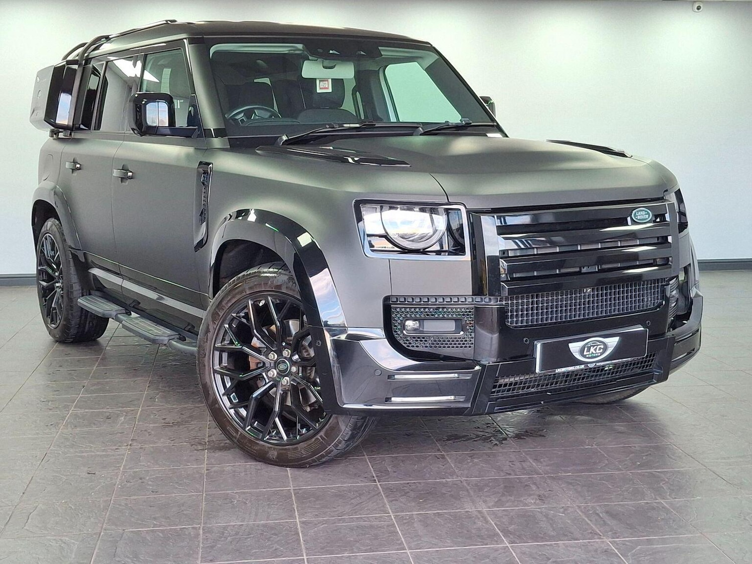 Used Land Rover Defender 2020 for sale - 76896955: Photo 59