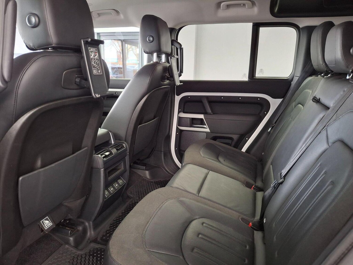 Used Land Rover Defender 2020 for sale - 76896955: Photo 62