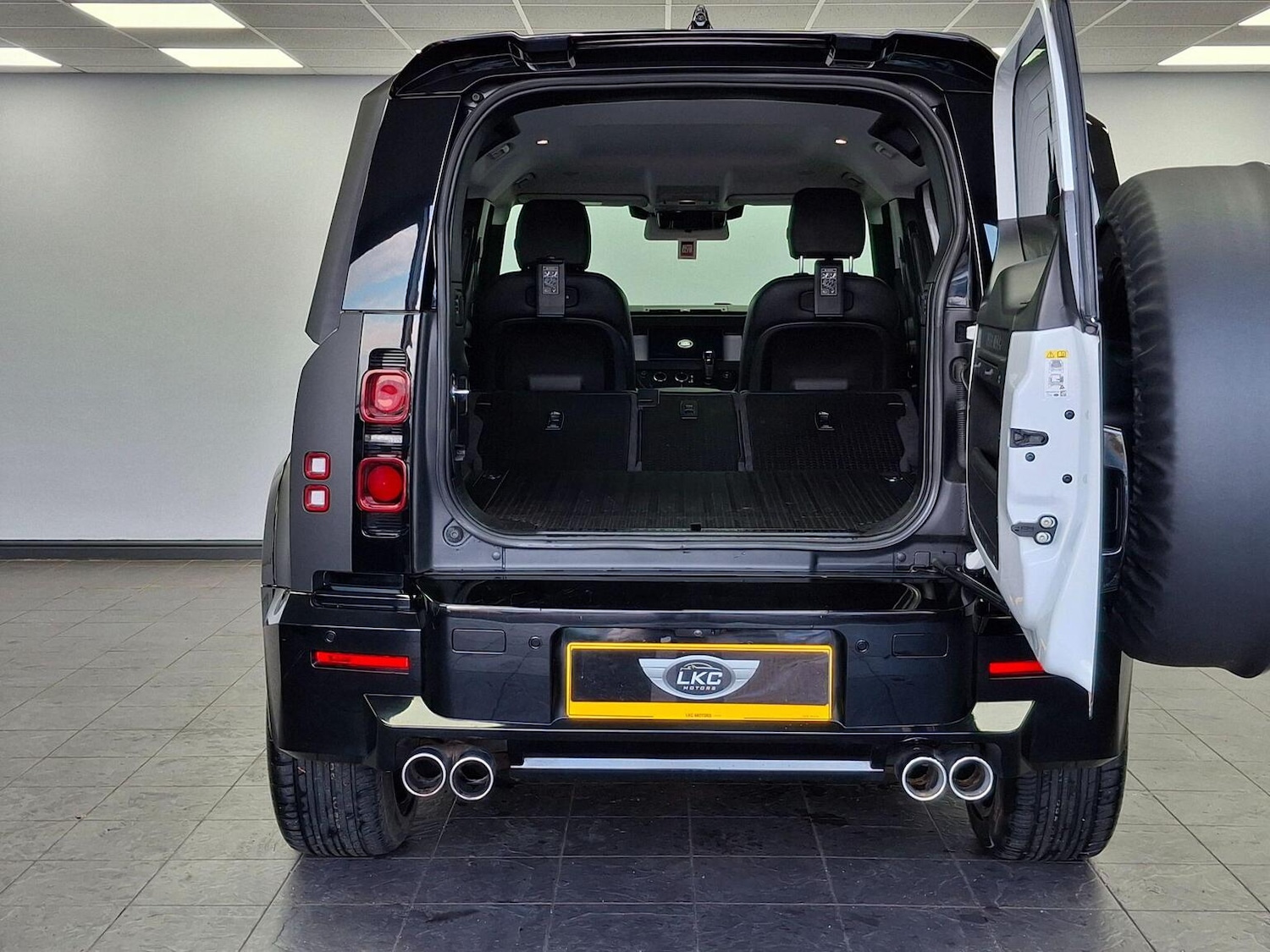 Used Land Rover Defender 2020 for sale - 76896955: Photo 66