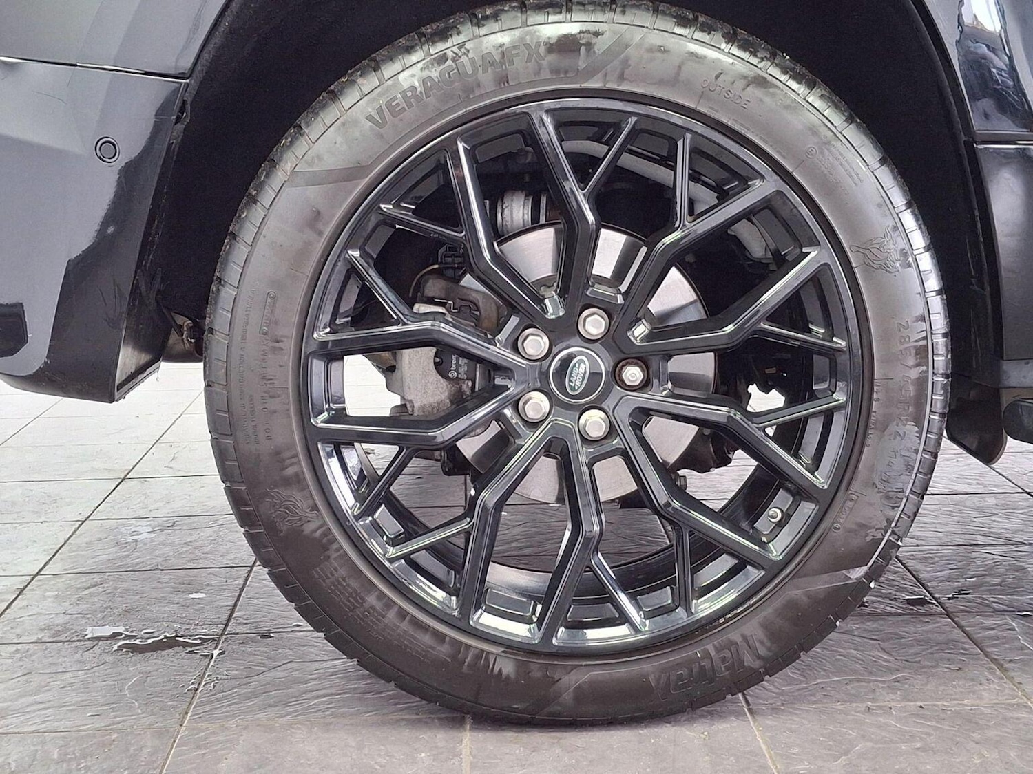 Used Land Rover Defender 2020 for sale - 76896955: Photo 99