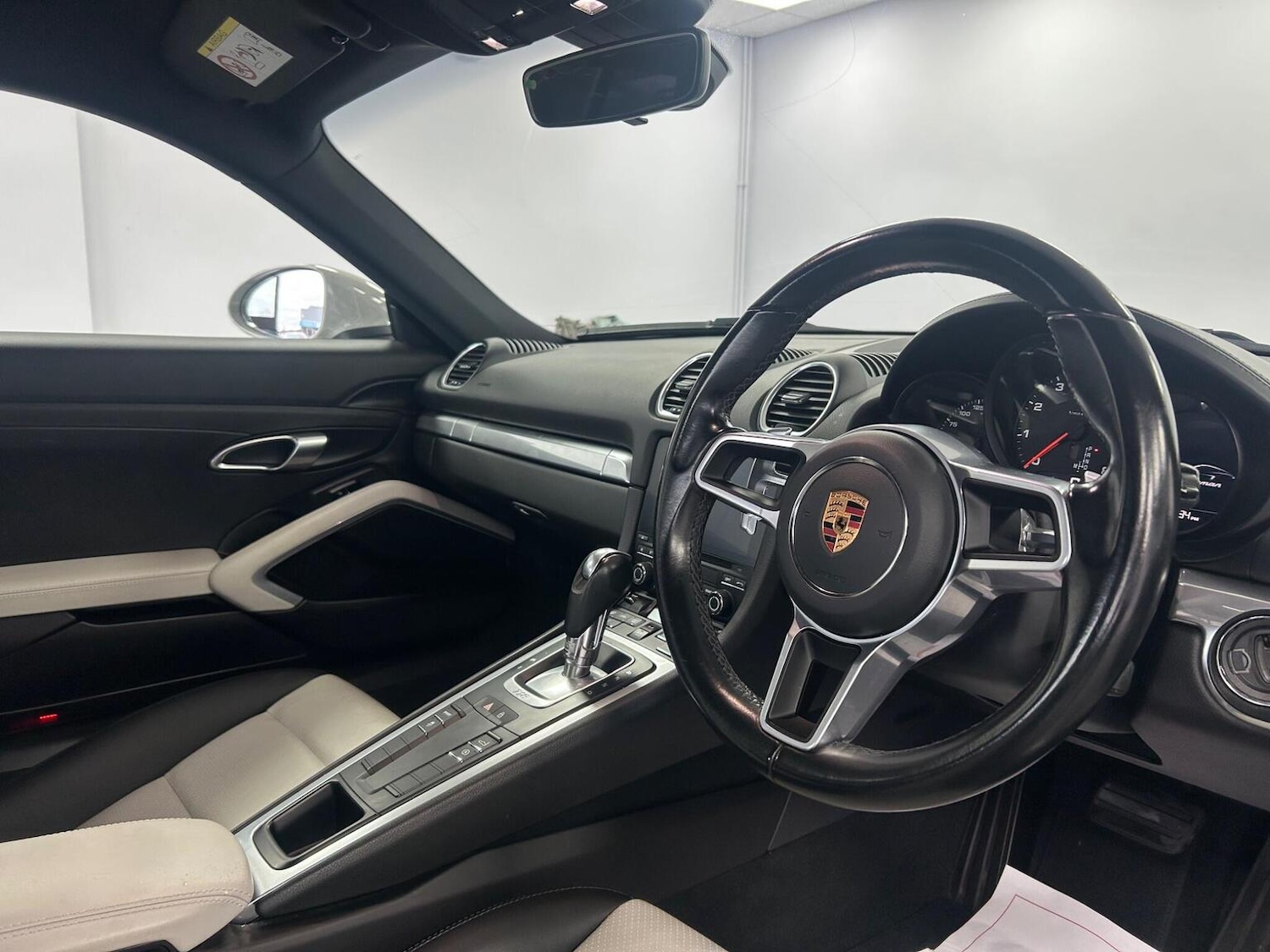 Used Porsche Cayman 2021 for sale - 77049286: Photo 10