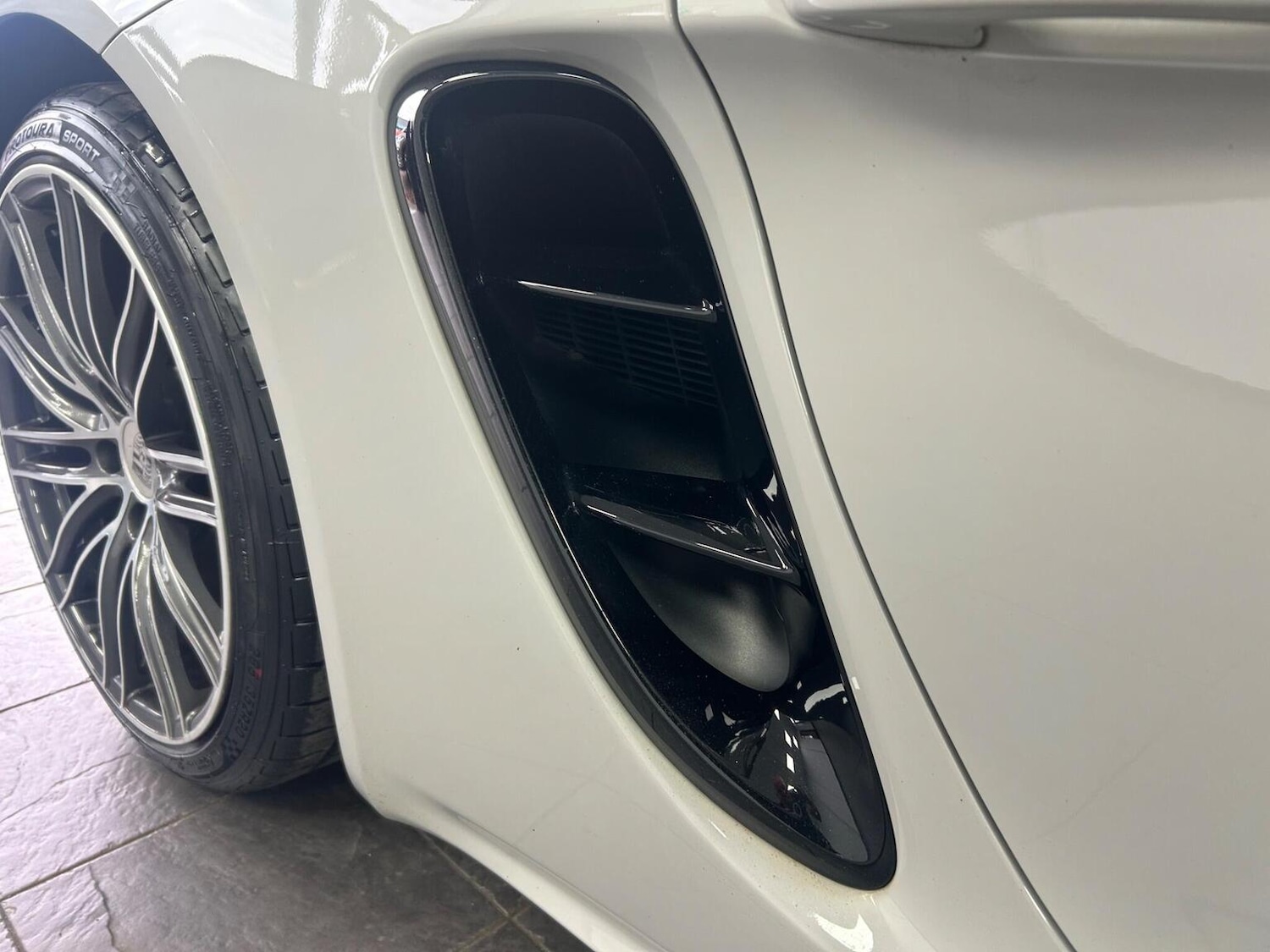 Used Porsche Cayman 2021 for sale - 77049286: Photo 32