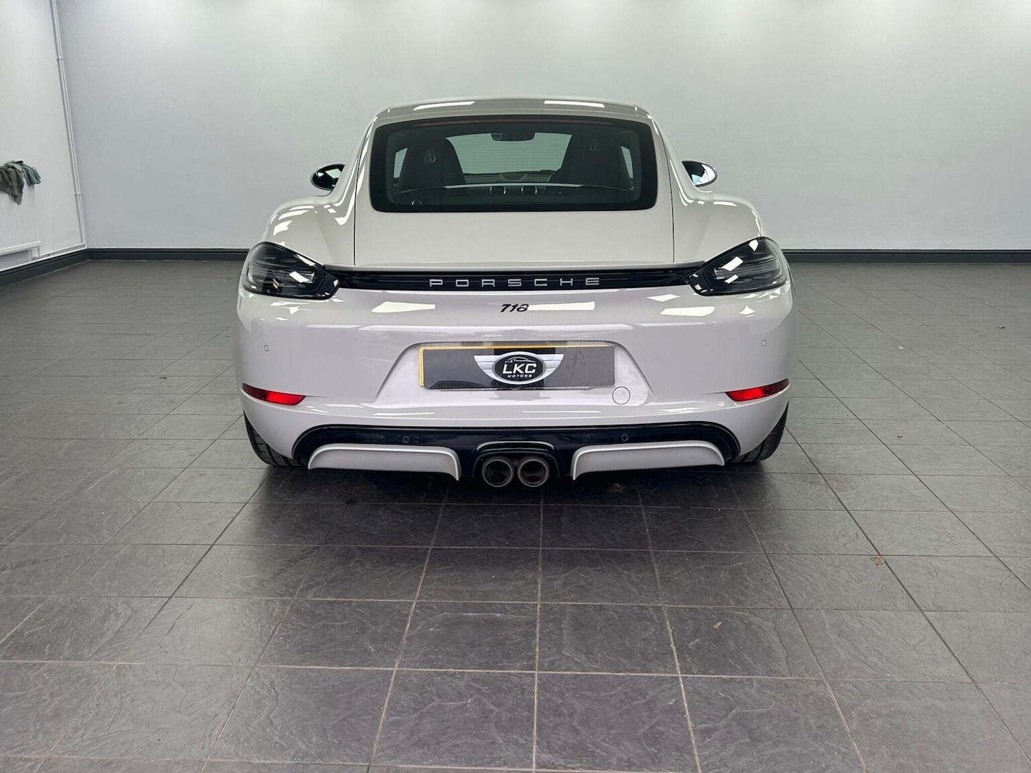 Used Porsche Cayman 2021 for sale - 77049286: Photo 7