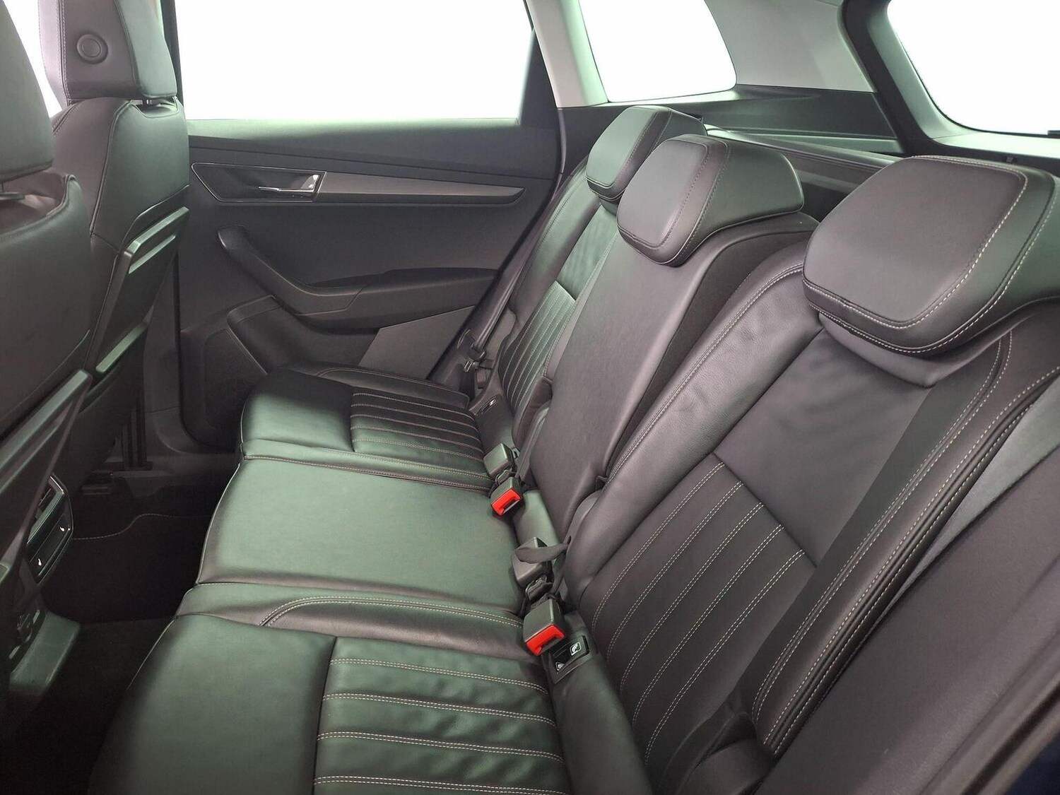 Used Skoda Karoq 2018 for sale - 77535969: Photo 11