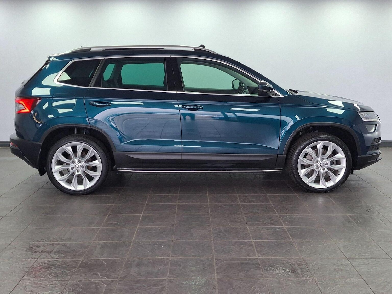 Used Skoda Karoq 2018 for sale - 77535969: Photo 4