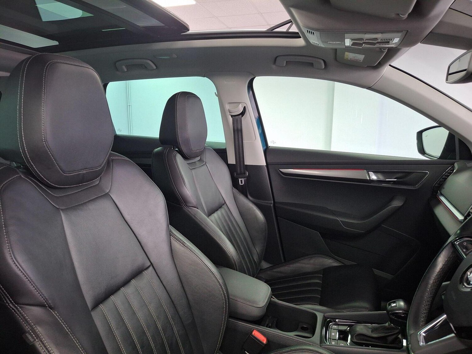 Used Skoda Karoq 2018 for sale - 77535969: Photo 7