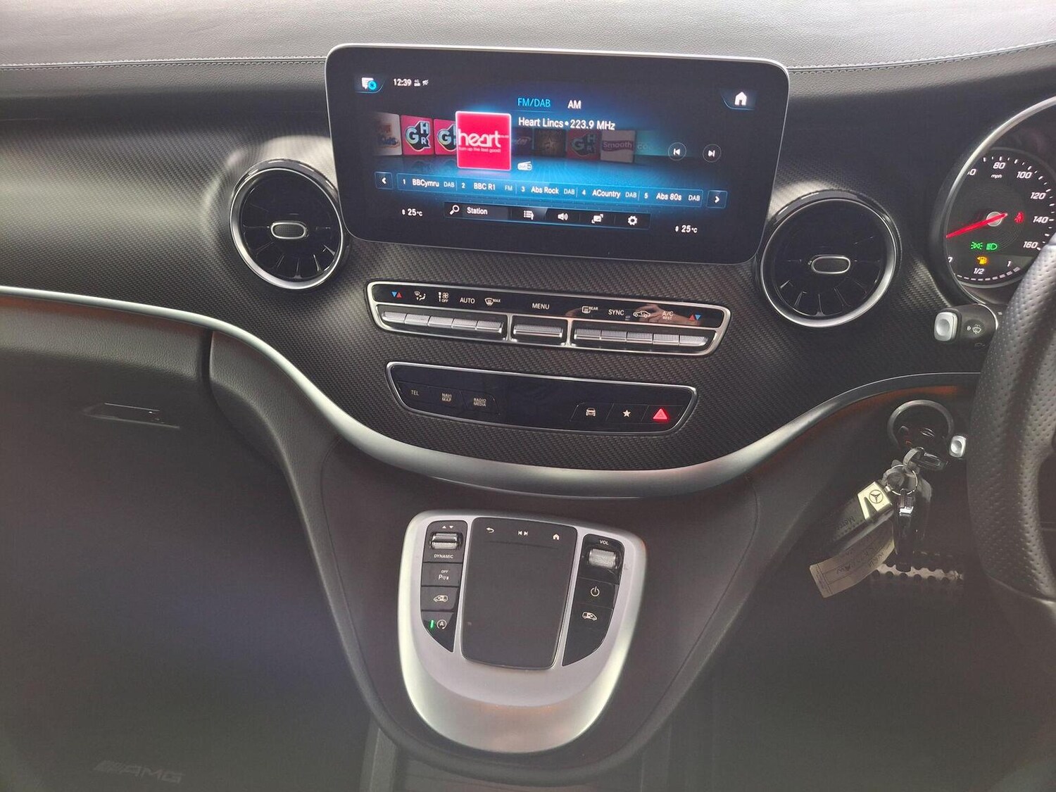 Used Mercedes-Benz V-Class 2023 for sale - 77107671: Photo 37