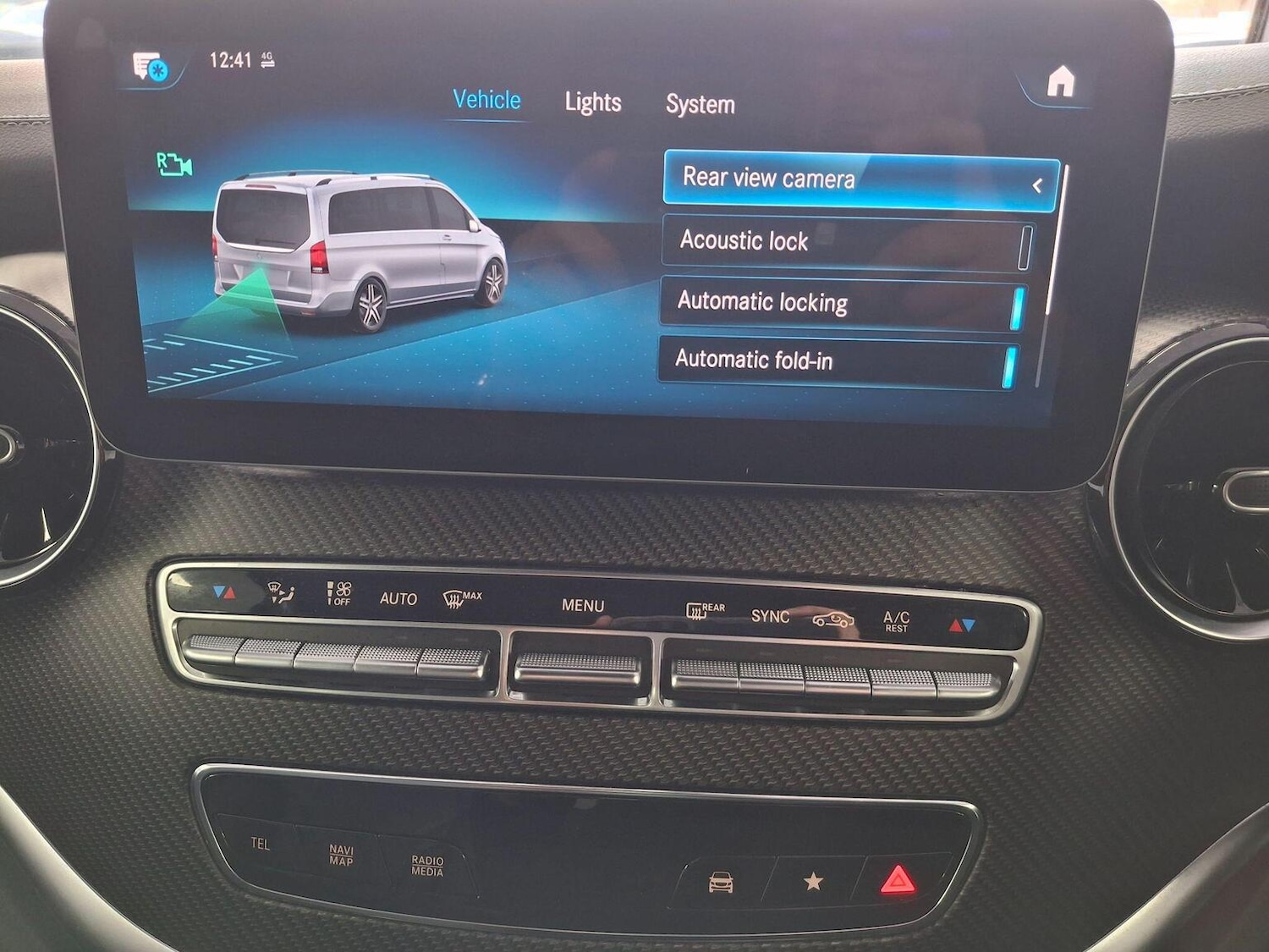 Used Mercedes-Benz V-Class 2023 for sale - 77107671: Photo 43