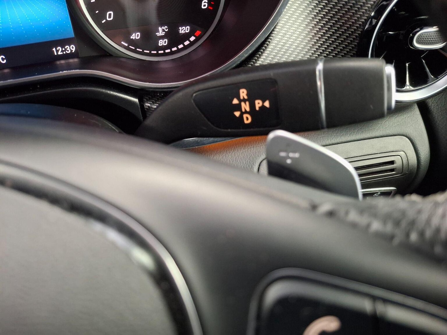 Used Mercedes-Benz V-Class 2023 for sale - 77107671: Photo 60