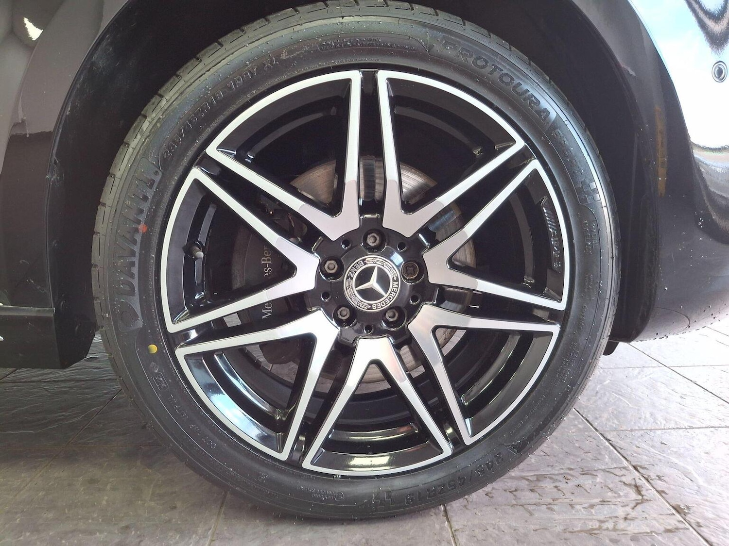 Used Mercedes-Benz V-Class 2023 for sale - 77107671: Photo 87