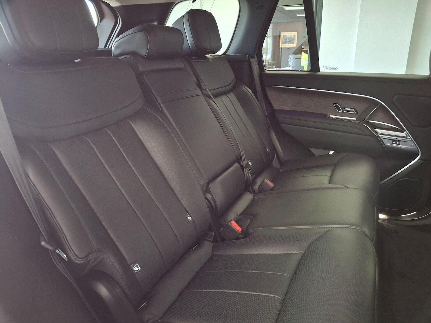 Used Land Rover Range Rover 2025 for sale - 78084551: Photo 10