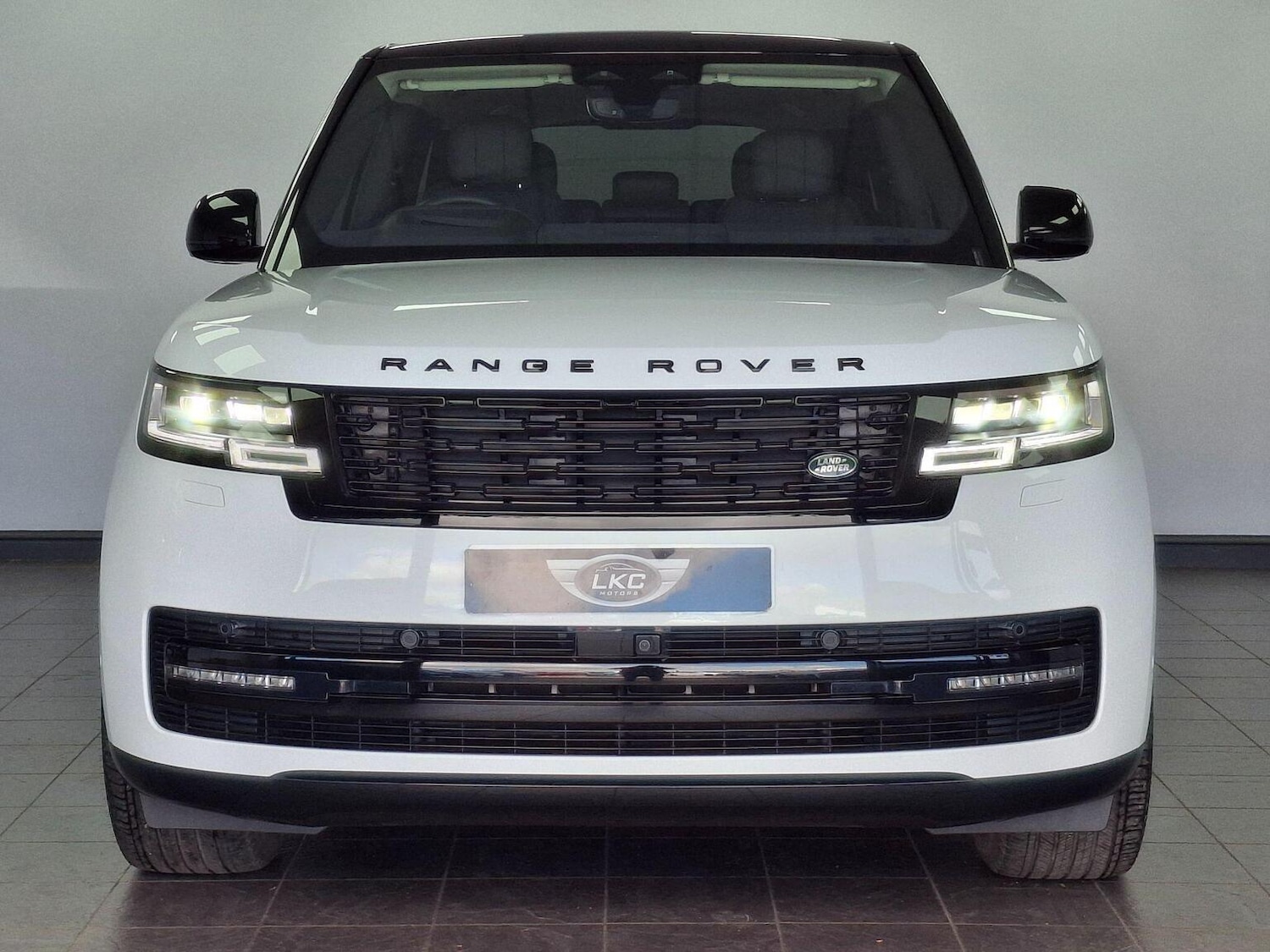 Used Land Rover Range Rover 2025 for sale - 78084551: Photo 3