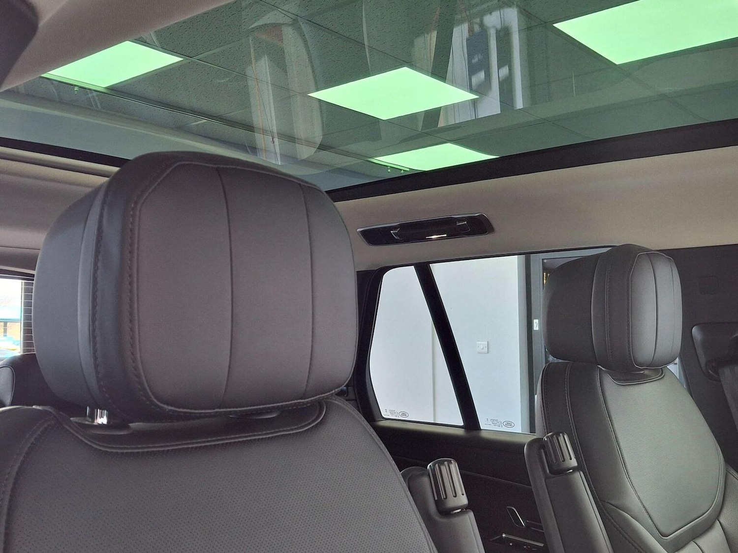 Used Land Rover Range Rover 2025 for sale - 78084551: Photo 58