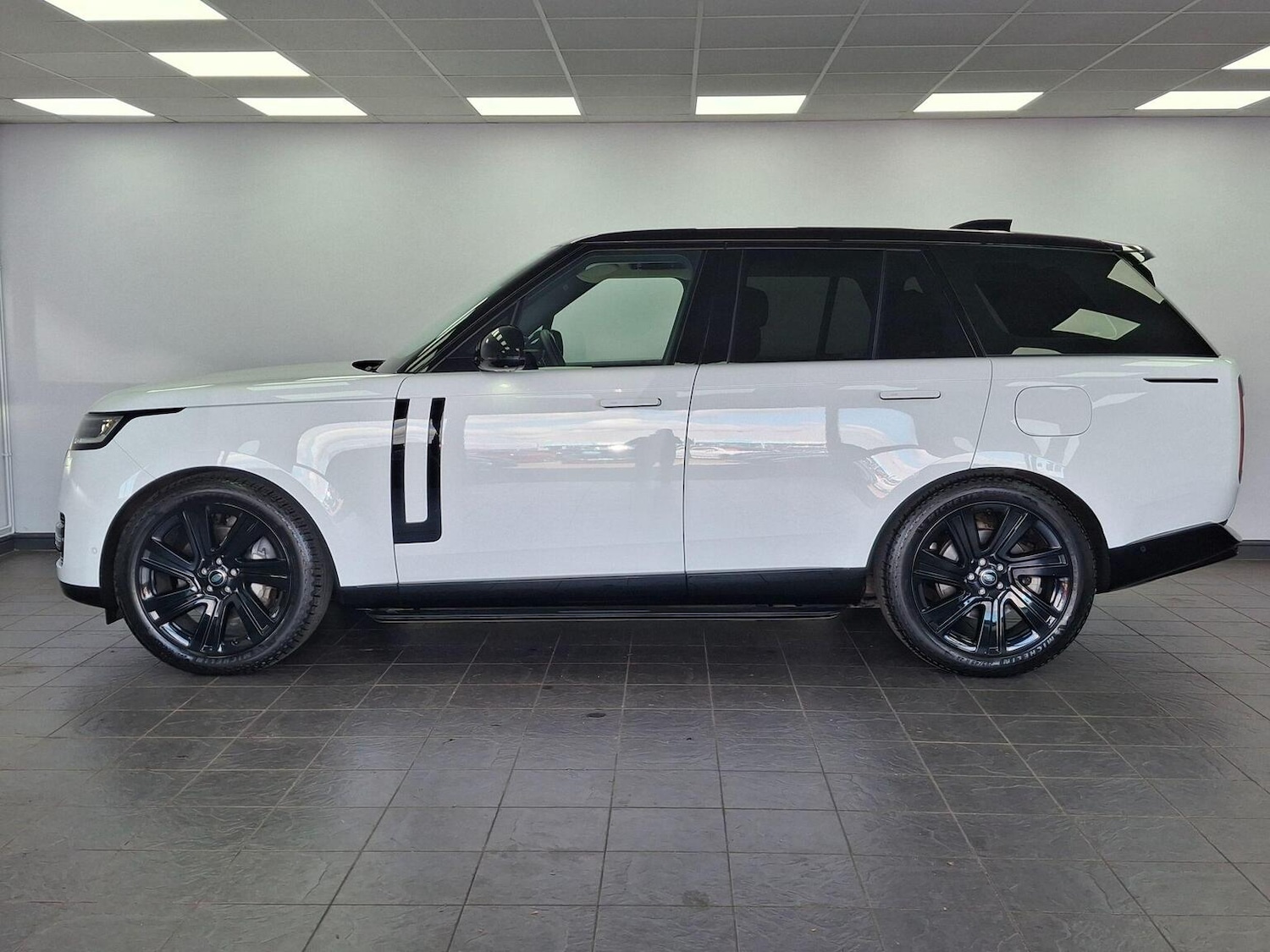 Used Land Rover Range Rover 2025 for sale - 78084551: Photo 65