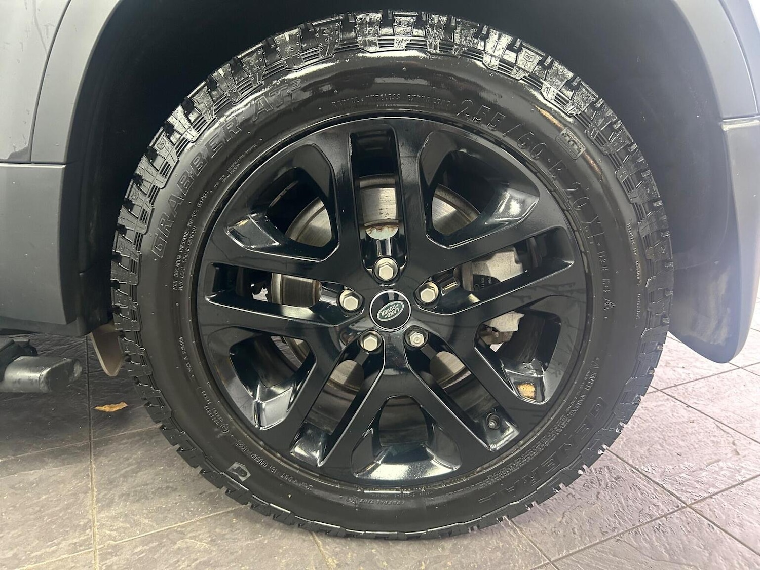 Used Land Rover Defender 2021 for sale - 76986817: Photo 25