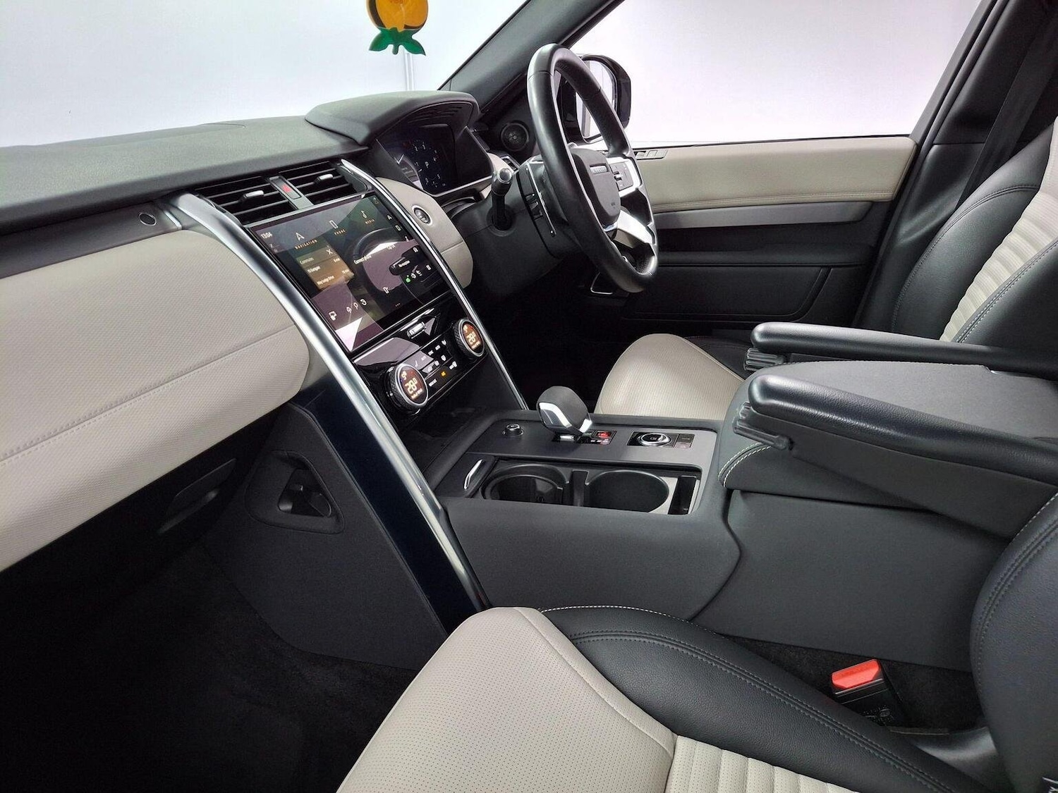 Used Land Rover Discovery 2021 for sale - 76305520: Photo 42