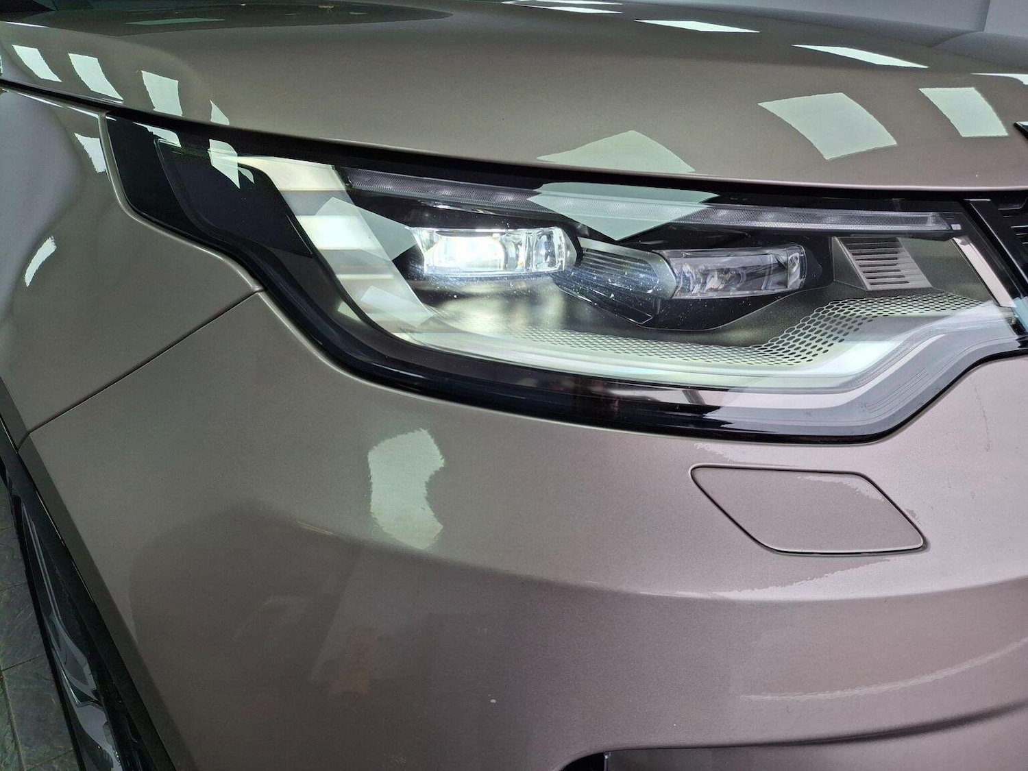 Used Land Rover Discovery 2021 for sale - 76305520: Photo 48