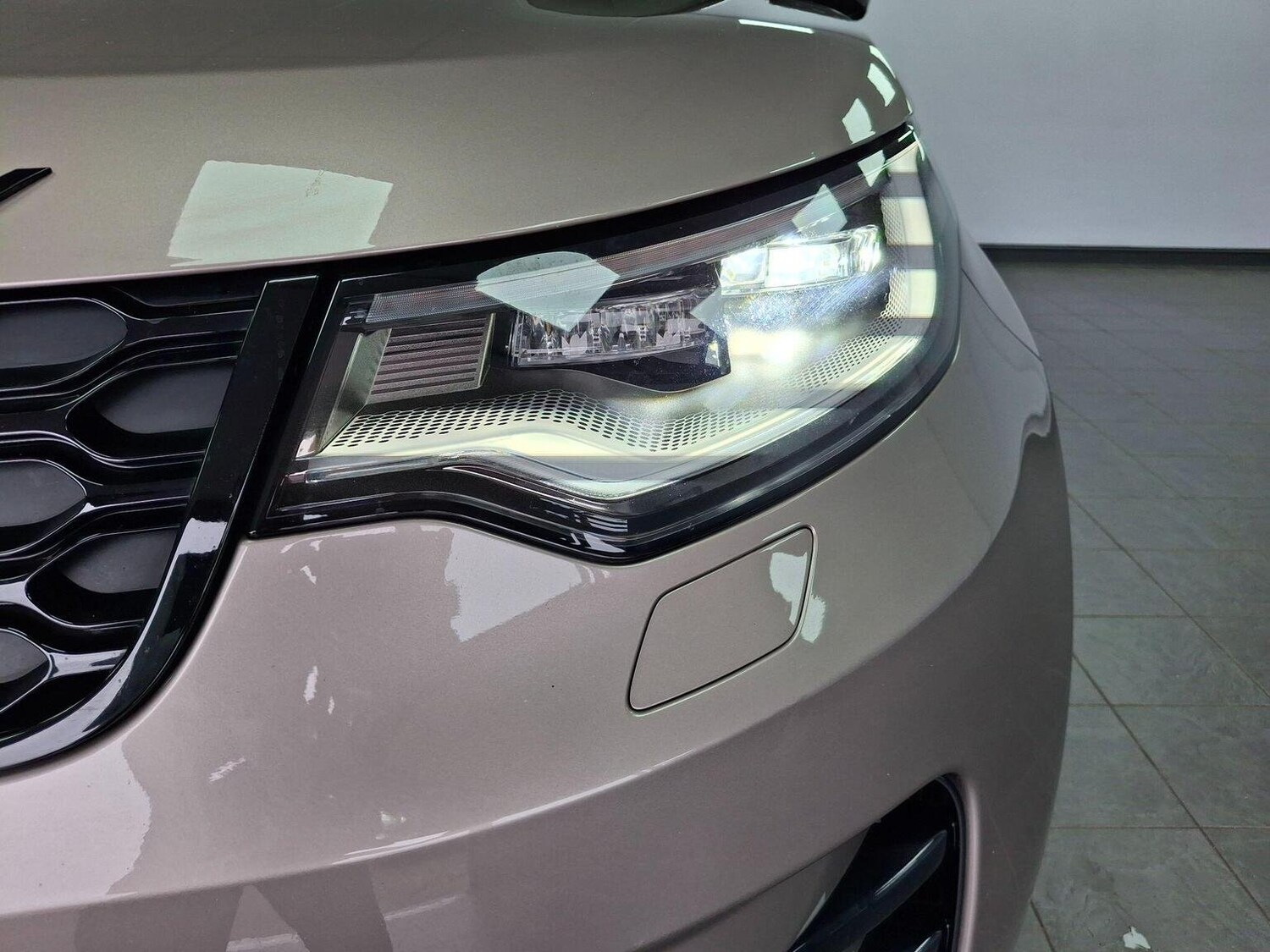 Used Land Rover Discovery 2021 for sale - 76305520: Photo 49