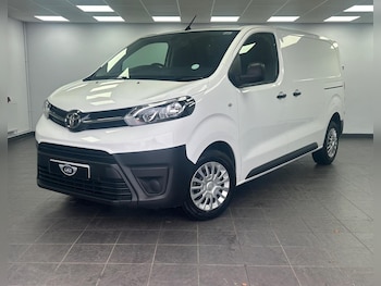 Toyota ProAce feature image