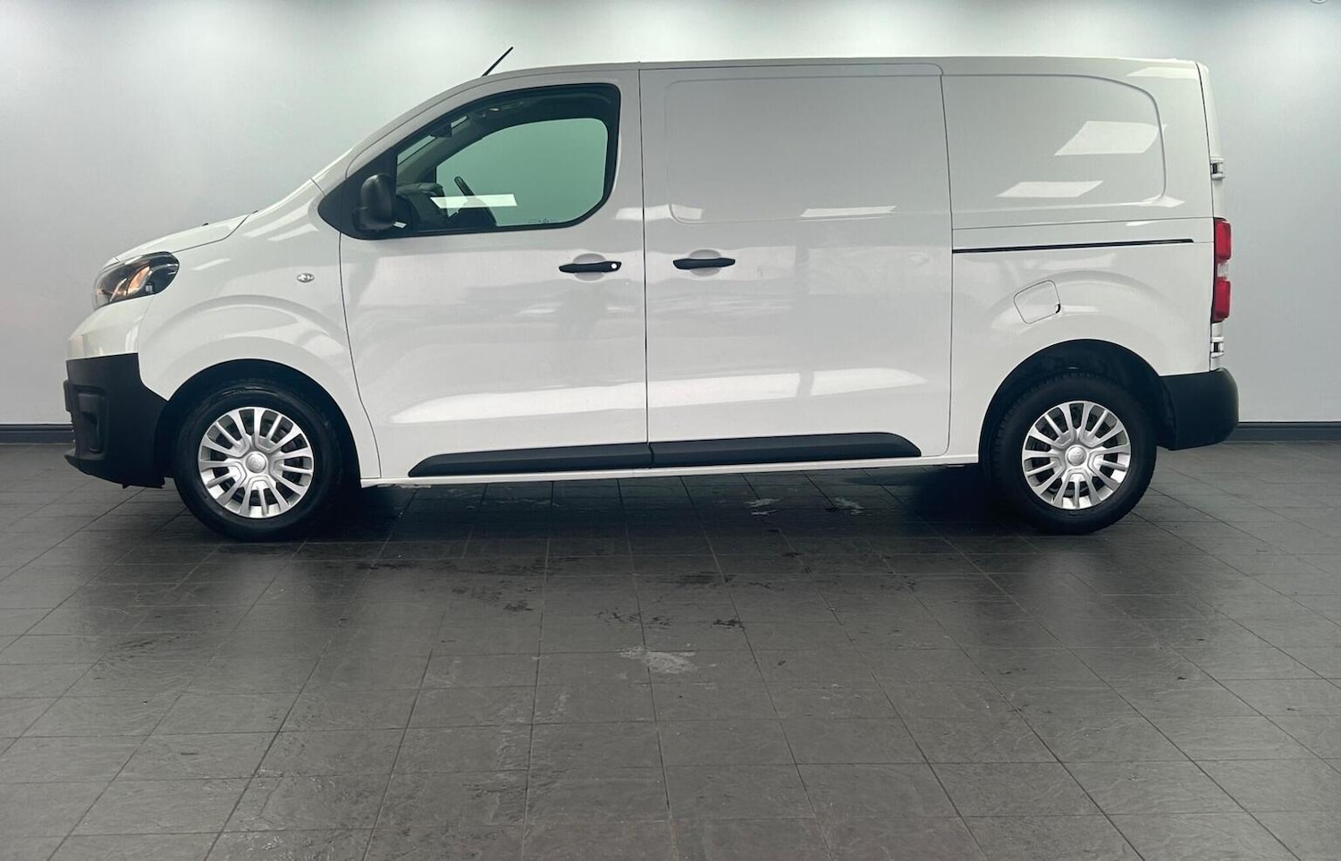 Used Toyota ProAce 2021 for sale - 77014780: Photo 4