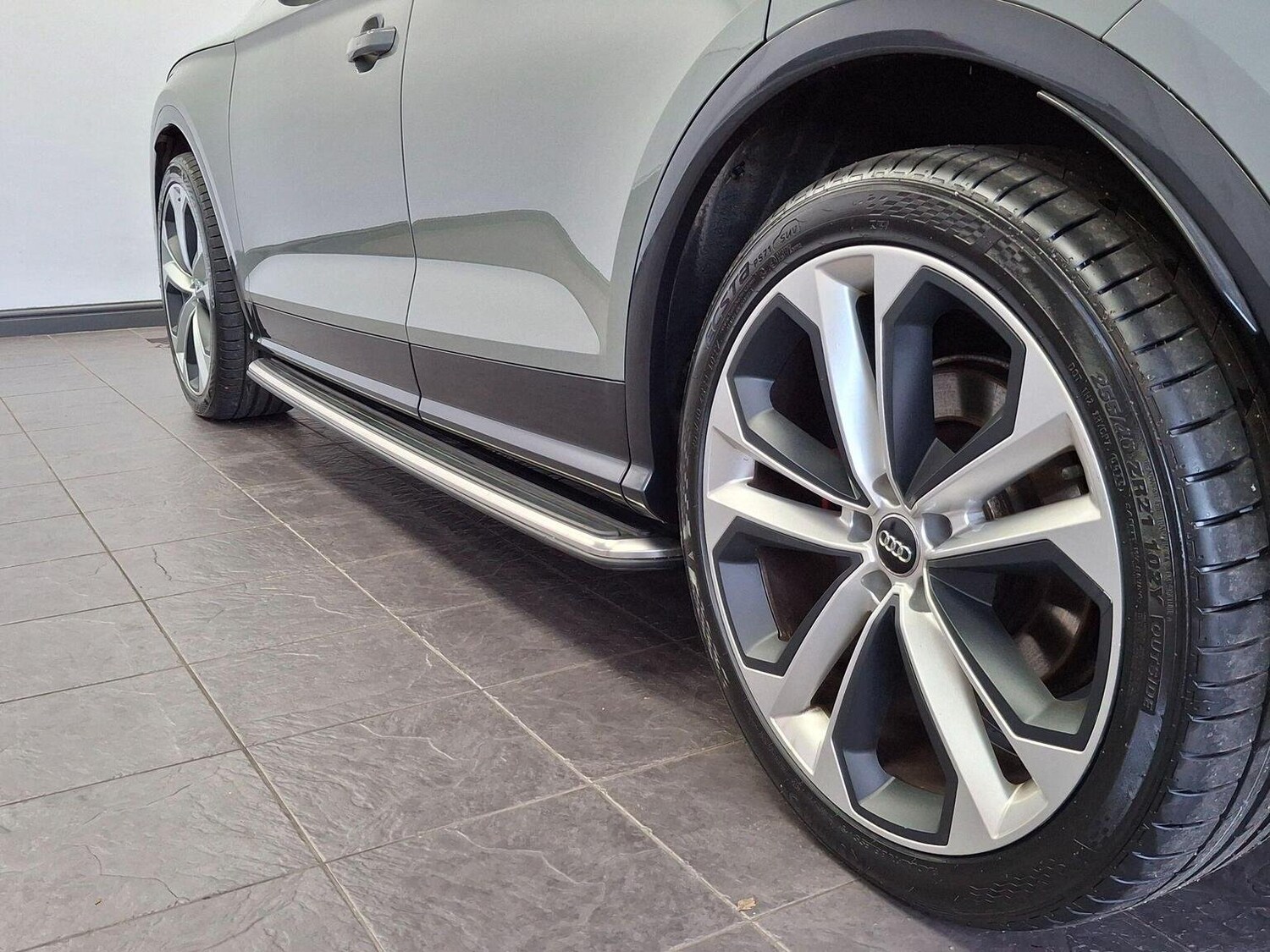 Used Audi SQ5 2020 for sale - 76396997: Photo 44