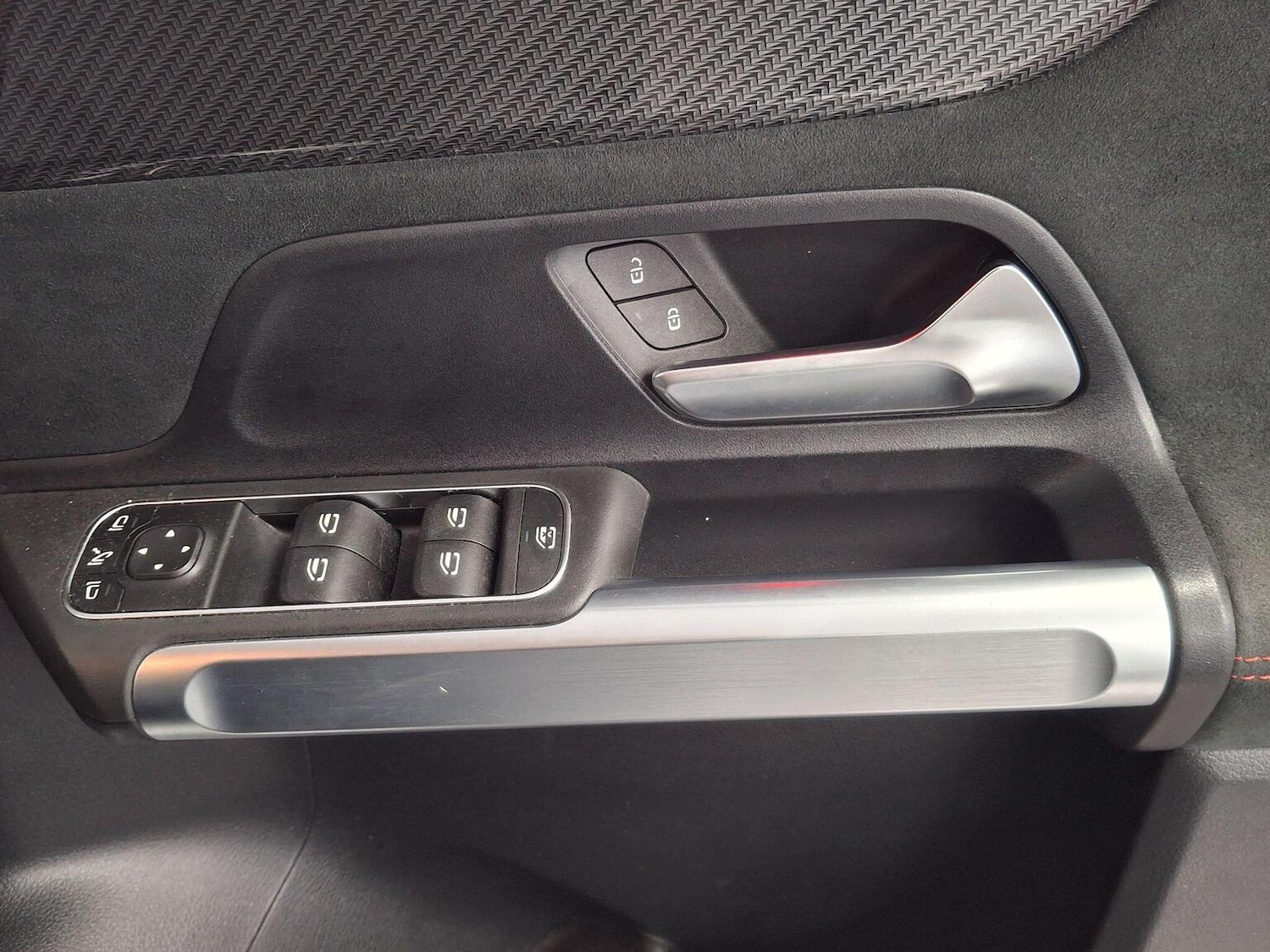 Used Mercedes-Benz GLB 2022 for sale - 76799143: Photo 37