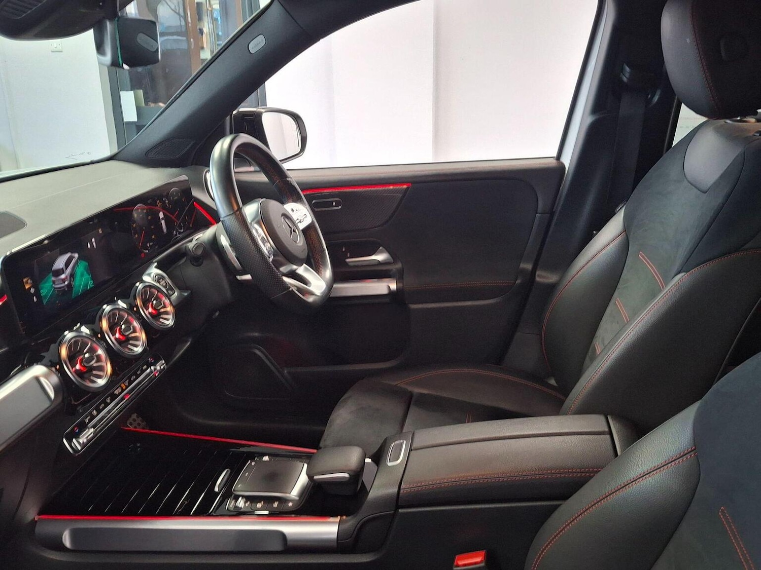 Used Mercedes-Benz GLB 2022 for sale - 76799143: Photo 79