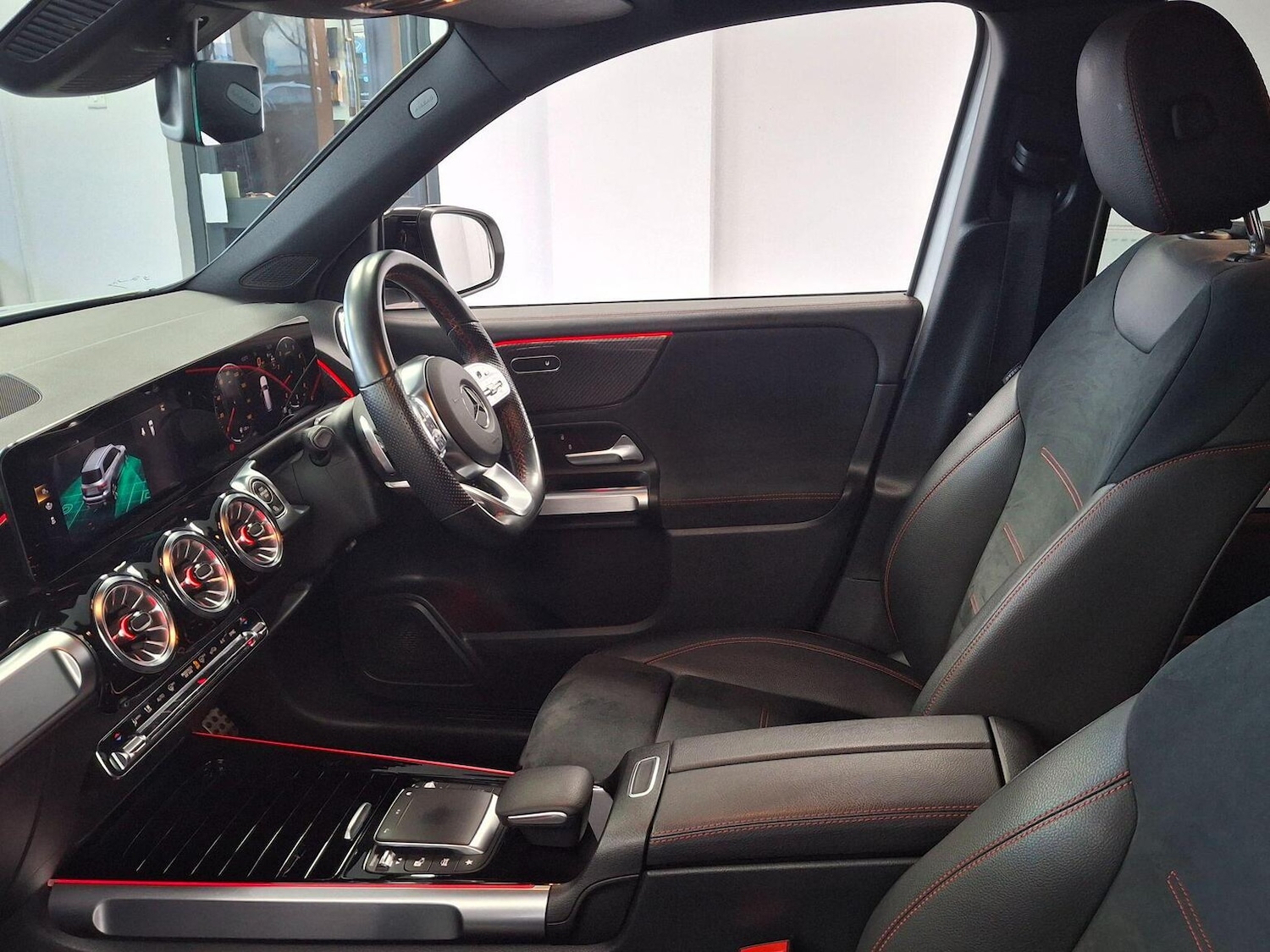 Used Mercedes-Benz GLB 2022 for sale - 76799143: Photo 87