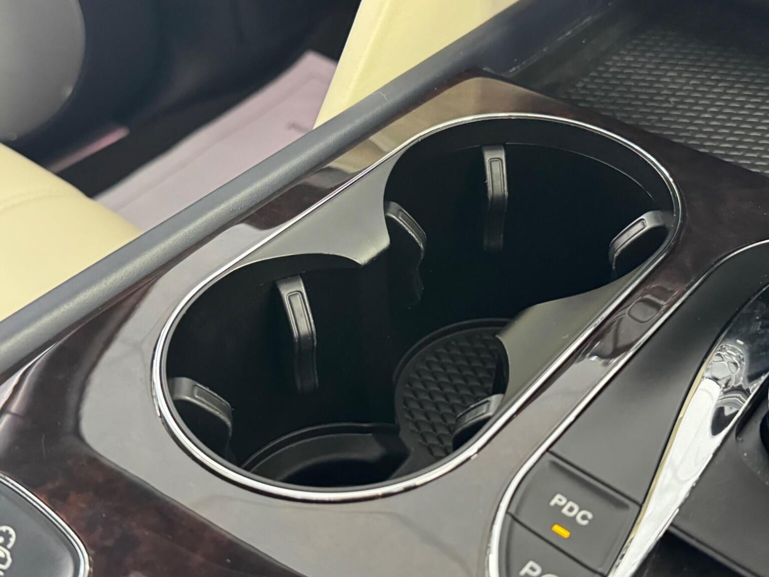 Used Bentley Bentayga 2018 for sale - 77342578: Photo 23