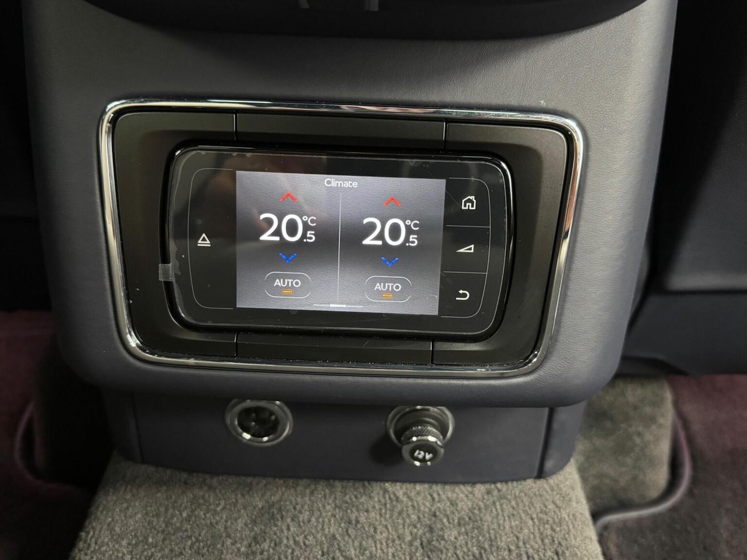 Used Bentley Bentayga 2018 for sale - 77342578: Photo 39