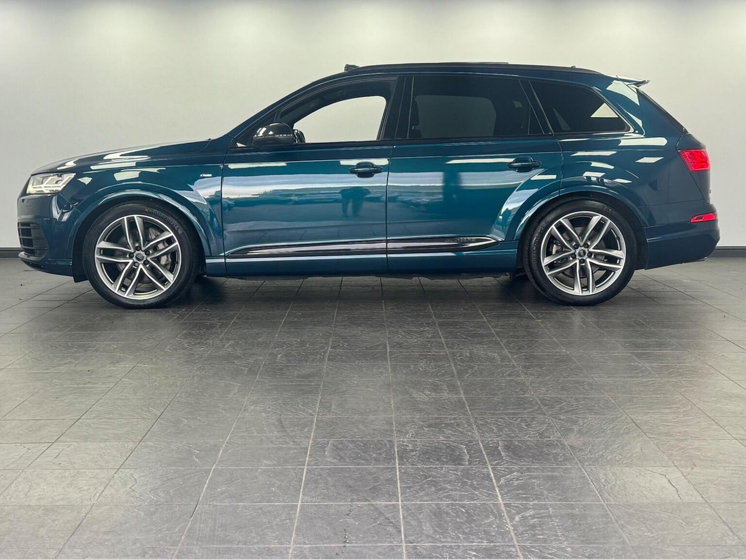 Used Audi Q7 2019 for sale - 76559975: Photo 13
