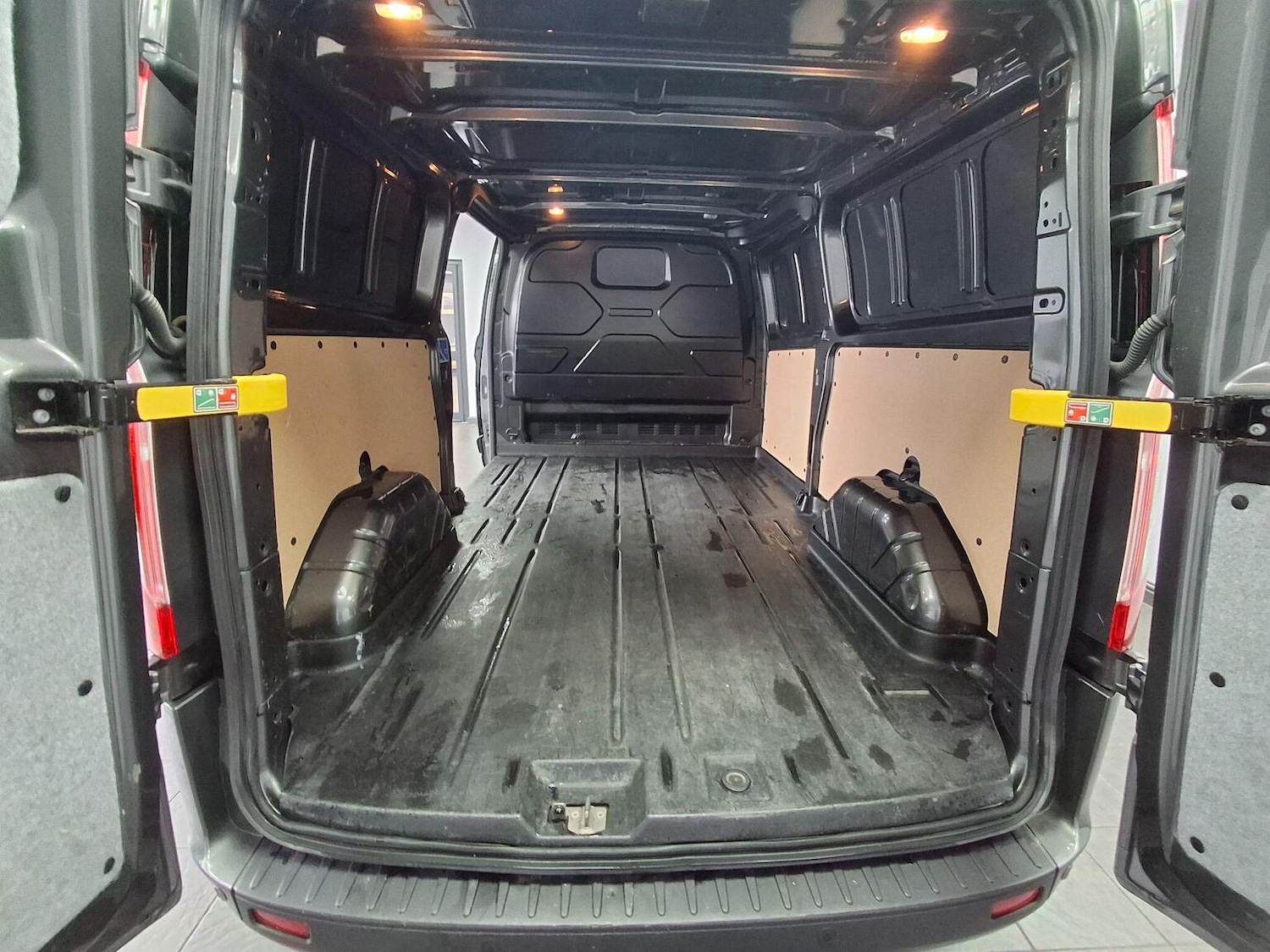 Used Ford Transit Custom 2023 for sale - 76430980: Photo 47