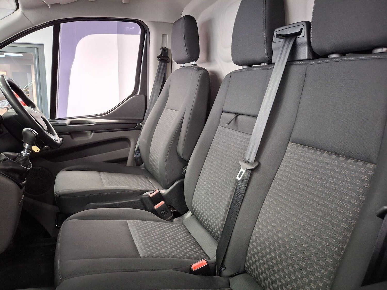 Used Ford Transit Custom 2023 for sale - 76430980: Photo 65
