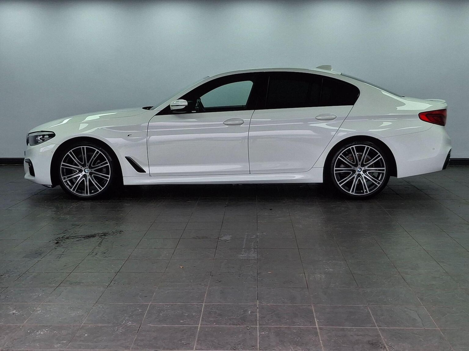 Used BMW 5 Series 2020 for sale - 76560064: Photo 21