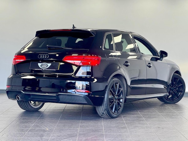 Used Audi A3 2018 for sale - 76186765: Photo 2