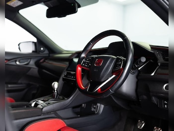 Used Honda Civic 2019 for sale - 75621081: Photo