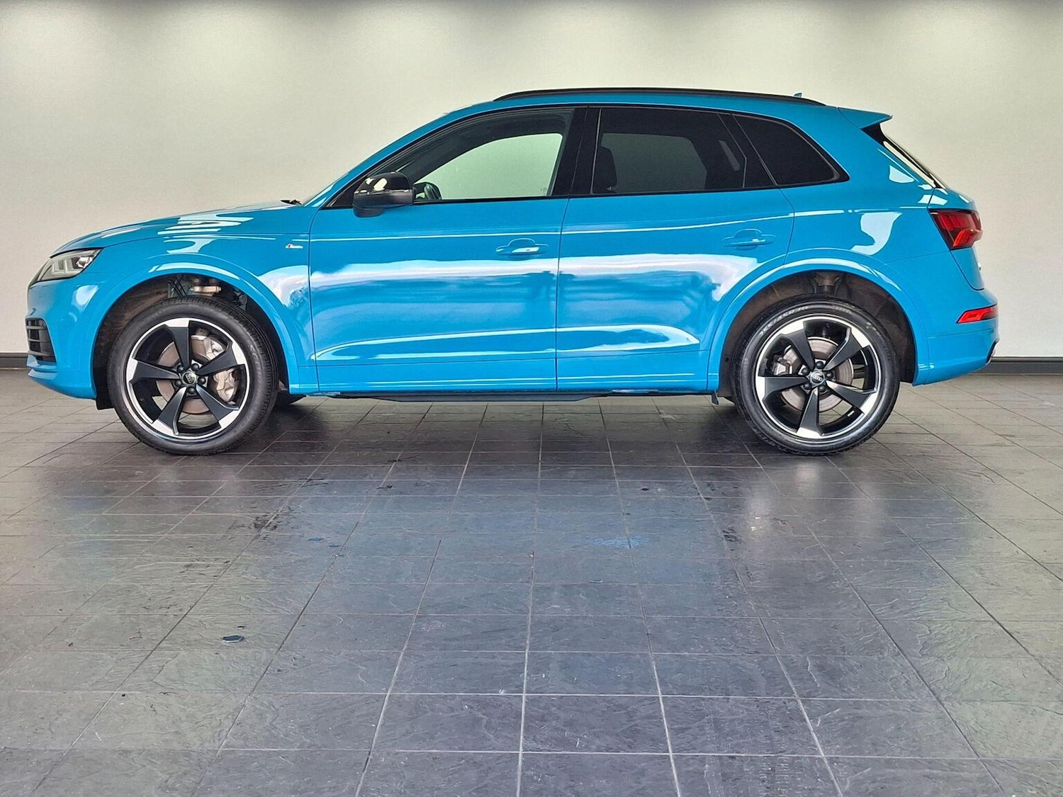 Used Audi Q5 2019 for sale - 76536718: Photo 65