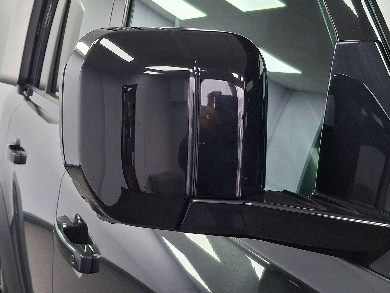 Used Land Rover Defender 2023 for sale - 77781813: Photo 26