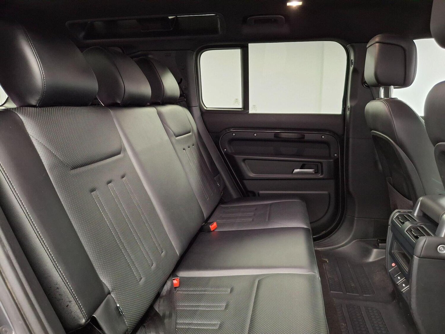 Used Land Rover Defender 2023 for sale - 77781813: Photo 45